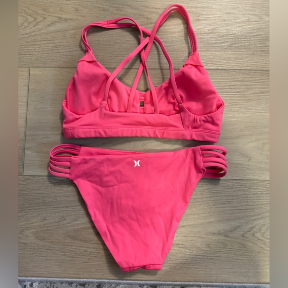 Hurley athletic bikini 👙, pink, two piece, size small - Picture 3 of 4